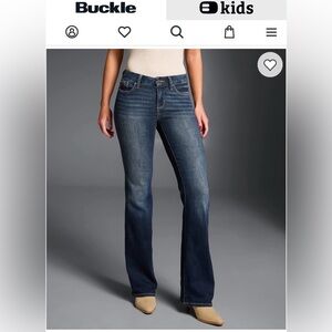 Buckle Women's Dark Wash Flare Jeans - Blue